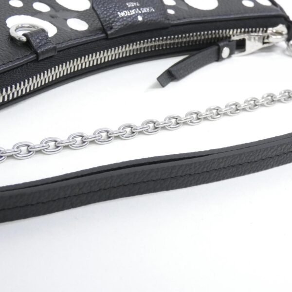 Louis_Vuitton_Monogram_Envelope_LV_x_YK_Easy_Pouch_M81908_Accessory_Pouch_5