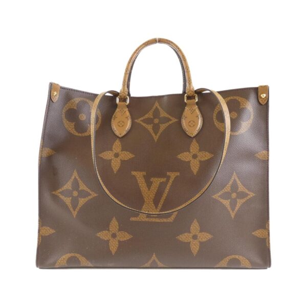 Louis_Vuitton_Monogram_Giant_OnTheGo_GM_M44576_Bag_1
