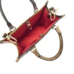 Louis_Vuitton_Monogram_Giant_OnTheGo_PM_M46373_Bag_6