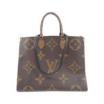 Louis_Vuitton_Monogram_Giant_Onthego_GM_M45320_Bag_1