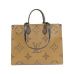 Louis_Vuitton_Monogram_Giant_Onthego_GM_M45320_Bag_2