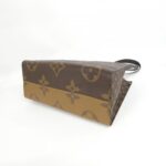 Louis_Vuitton_Monogram_Giant_Onthego_GM_M45320_Bag_3