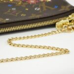 Louis_Vuitton_Monogram_Holiday_Mini_Pochette_Accessoires_M69752_Accessory_Pouch_5