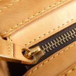 Louis_Vuitton_Monogram_Hudson_GM_M40045_Shoulder_Bag_5
