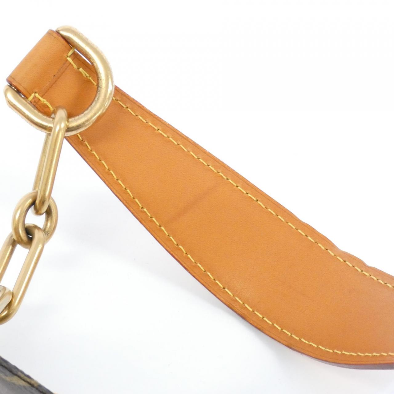 Louis_Vuitton_Monogram_Iconoclast_Punching_Bag_Baby_M40230_Shoulder_Bag_7