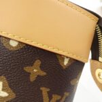 Louis_Vuitton_Monogram_Kirigami_Pochette_Voyage_Souple_M83568_Bag_4