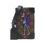 Louis_Vuitton_Monogram_LV_Friends_Soft_Trunk_Phone_Box_M80144_Shoulder_Bag_1