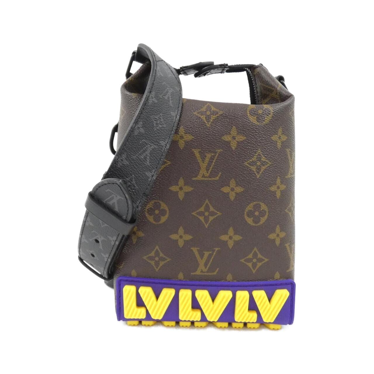 Louis_Vuitton_Monogram_LV_Rubber_Cruise_Messenger_M57966_Shoulder_Bag_1