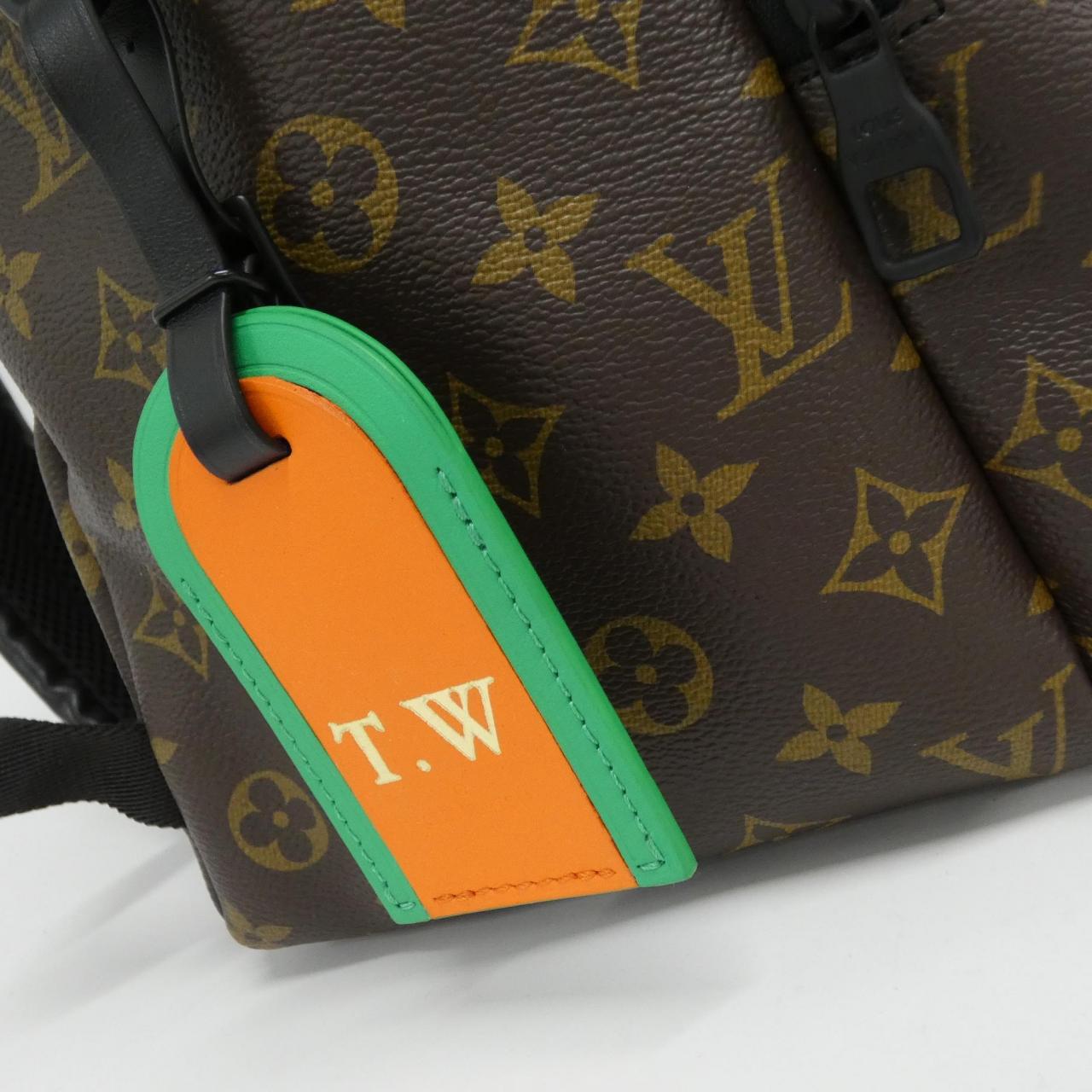 Louis_Vuitton_Monogram_LV_Rubber_Discovery_Backpack_2021AW_PM_M57965_Backpack_5