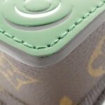 Louis_Vuitton_Monogram_LV_Street_Sign_Lexington_M23435_Shoulder_Bag_3