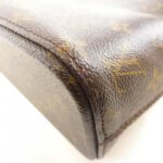 Louis_Vuitton_Monogram_Loop_M51155_Bag_2