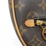 Louis_Vuitton_Monogram_Loop_M81098_Shoulder_Bag_5