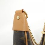 Louis_Vuitton_Monogram_Loop_M81098_Shoulder_Bag_7
