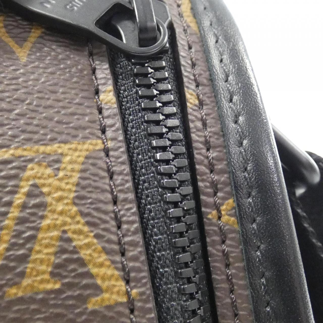 Louis_Vuitton_Monogram_Macassar_Archie_Messenger_PM_M46442_Shoulder_Bag_4