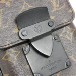 Louis_Vuitton_Monogram_Makassar_S-Lock_Vertical_Wearable_Wallet_M81522_Shoulder_Bag_6