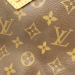 Louis_Vuitton_Monogram_Manhattan_PM_M40026_Bag_4
