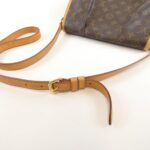 Louis_Vuitton_Monogram_Menilmontant_PM_M40474_Shoulder_Bag_5