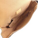 Louis_Vuitton_Monogram_Messenger_PM_M40106_Shoulder_Bag_10