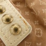 Louis_Vuitton_Monogram_Mini_Lin_Trapèze_GM_M40060_Bag_5