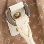 Louis_Vuitton_Monogram_Mini_Lin_Trapeze_PM_M40059_Bag_6