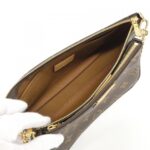 Louis_Vuitton_Monogram_Multi_Pochette_Accessoires_M44840_Shoulder_Bag_6