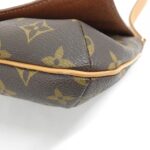 Louis_Vuitton_Monogram_Musette_Tango_M51257_Shoulder_Bag_3