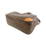 Louis_Vuitton_Monogram_Nile_M45244_Shoulder_Bag_3