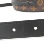 Louis_Vuitton_Monogram_N°7_Wheel_Box_M59706_Shoulder_Bag_8