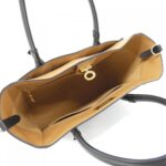 Louis_Vuitton_Monogram_OnMySide_MM_M53823_Bag_8