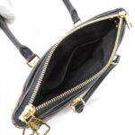 Louis_Vuitton_Monogram_Pallas_BB_M42960_Bag_7