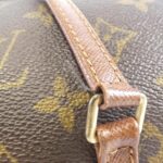 Louis_Vuitton_Monogram_Papillon_26cm_M51366_Bag_3