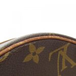 Louis_Vuitton_Monogram_Papillon_30cm_M51365_Bag_2