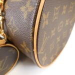 Louis_Vuitton_Monogram_Papillon_30cm_M51385_Bag_2