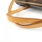 Louis_Vuitton_Monogram_Papillon_30cm_M51385_Bag_3