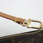 Louis_Vuitton_Monogram_Papillon_30cm_M51385_Bag_6