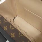 Louis_Vuitton_Monogram_Petite_Mal_M53201_Shoulder_Bag_9