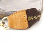 Louis_Vuitton_Monogram_Pochette_Accessoires_M51980_Accessory_Pouch_4