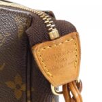 Louis_Vuitton_Monogram_Pochette_Accessoires_M51980_Accessory_Pouch_5