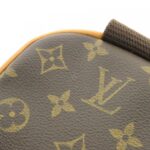 Louis_Vuitton_Monogram_Pochette_Gange_M51870_Shoulder_Bag_4