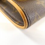 Louis_Vuitton_Monogram_Pochette_Twin_PM_M51854_Shoulder_Bag_3