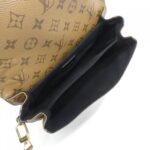 Louis_Vuitton_Monogram_Reverse_Pochette_Métis_MM_M44876_Bag_6