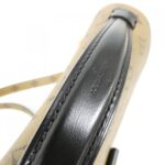 Louis_Vuitton_Monogram_Reverse_Pochette_Métis_MM_M44876_Bag_7