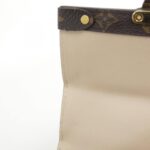 Louis_Vuitton_Monogram_Reverse_Pochette_Trunk_Vertical_M67873_Bag_8