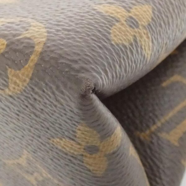 Louis_Vuitton_Monogram_Rocky_BB_M44141_Bag_3