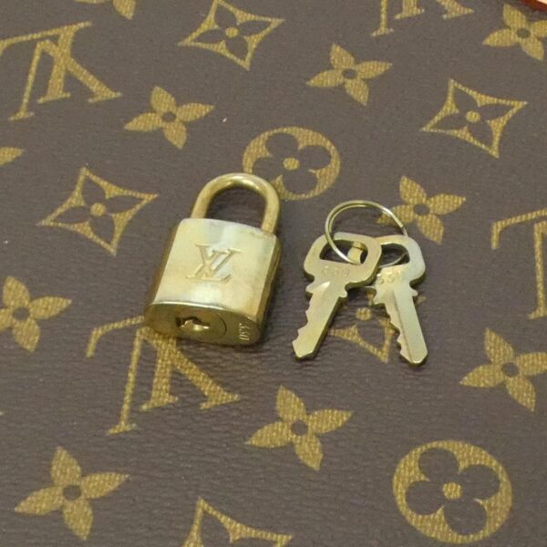 Louis_Vuitton_Monogram_Sac_Chasse_M41140_Bag_5