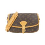 Louis_Vuitton_Monogram_Saumur_Shoulder_Bag_M42250_1