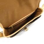 Louis_Vuitton_Monogram_Saumur_Shoulder_Bag_M42250_8