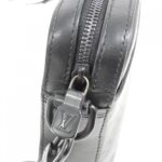 Louis_Vuitton_Monogram_Shadow_Duo_Messenger_M69827_Shoulder_Bag_4