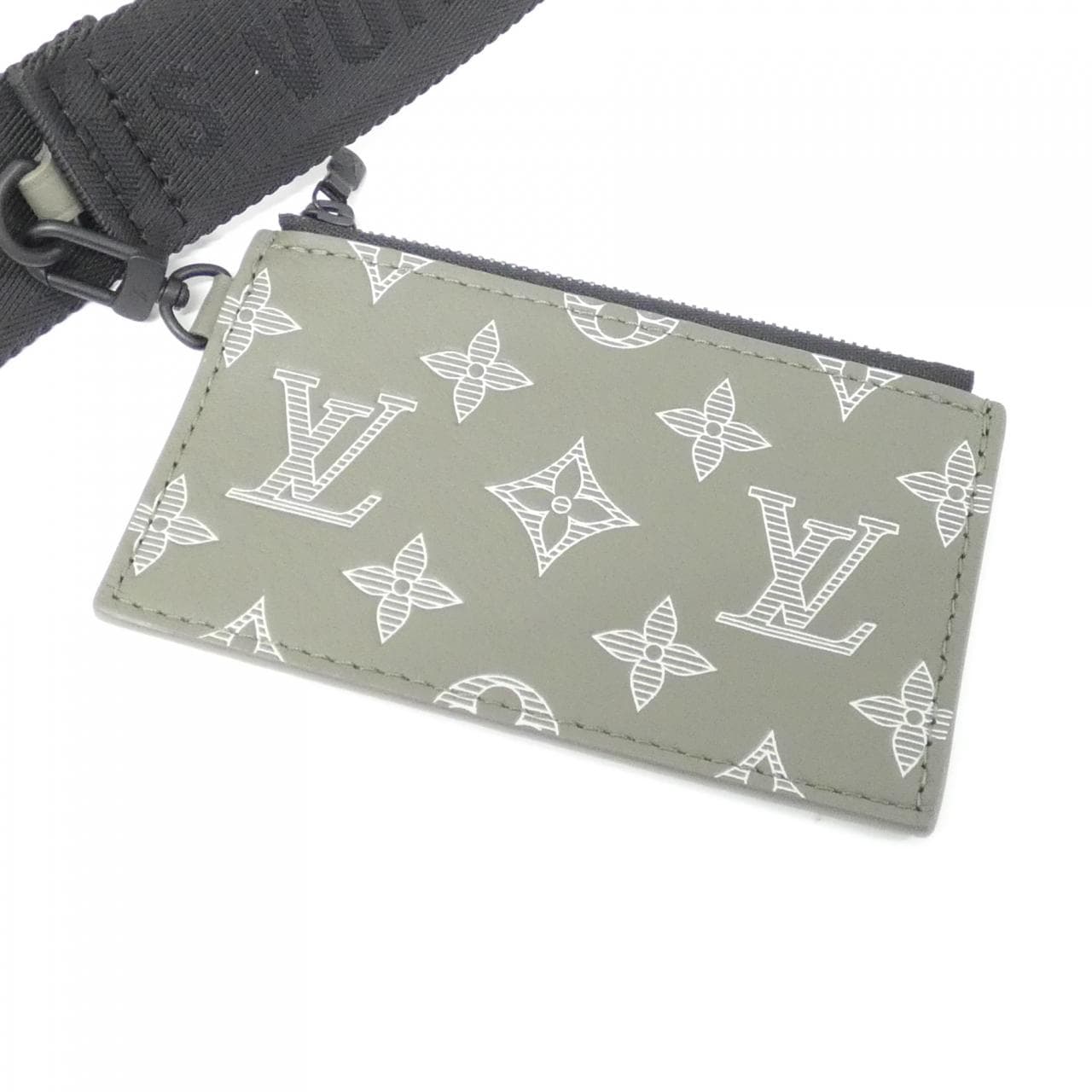 Louis_Vuitton_Monogram_Shadow_Gaston_Wearable_Wallet_M13197_Shoulder_Bag_5