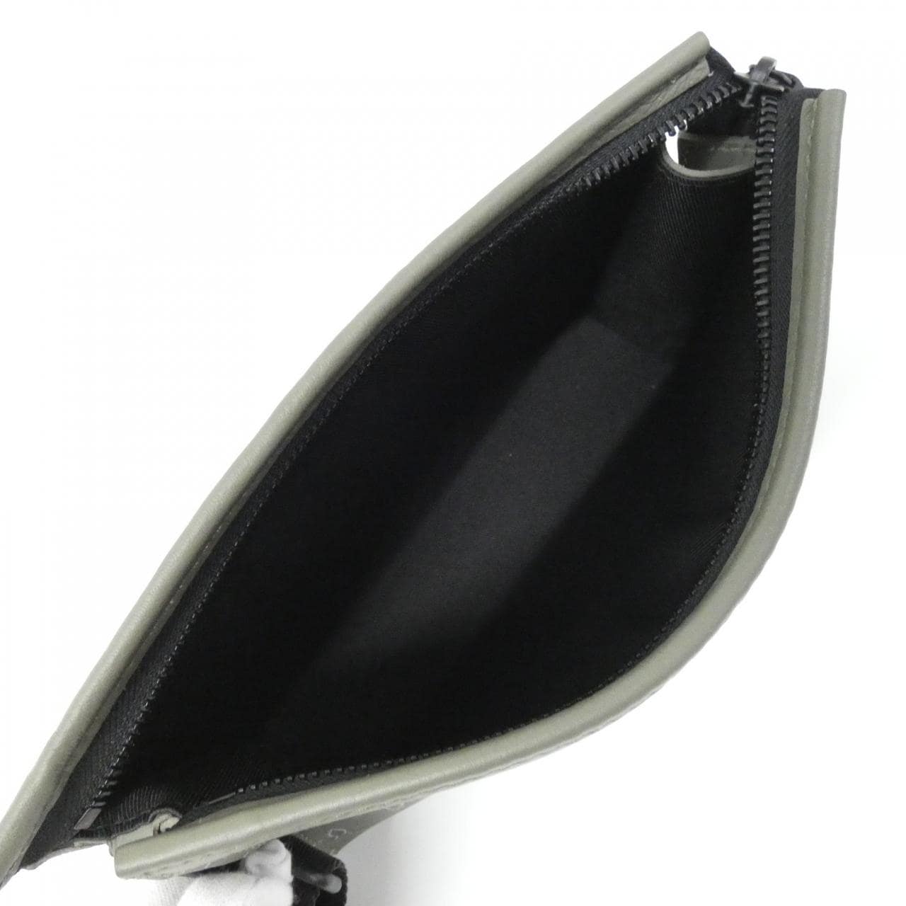 Louis_Vuitton_Monogram_Shadow_Gaston_Wearable_Wallet_M13197_Shoulder_Bag_7